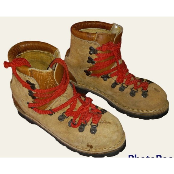 Vintage Trackers Hiking boots Mens 8 Brown Leather Red Lace Up - Picture 1 of 7